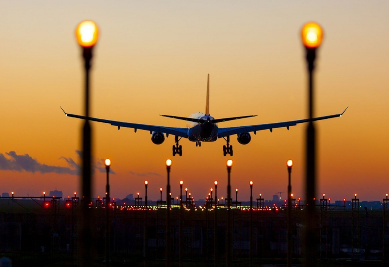 В Бахрейне и Кувейте продлили запрет на полёты