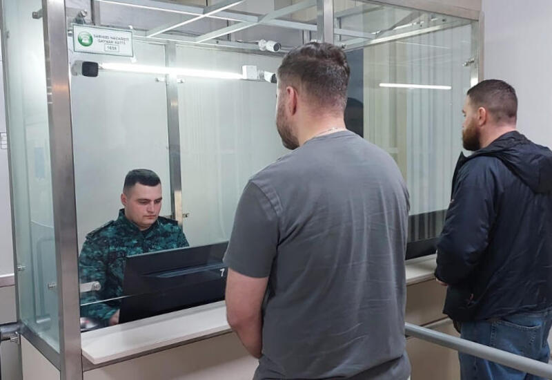 Дипломатические представители из Германи и Испании эвакуированы из Ирана в Азербайджан