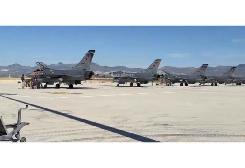 Кадры полета F-16 на Северном Кипре