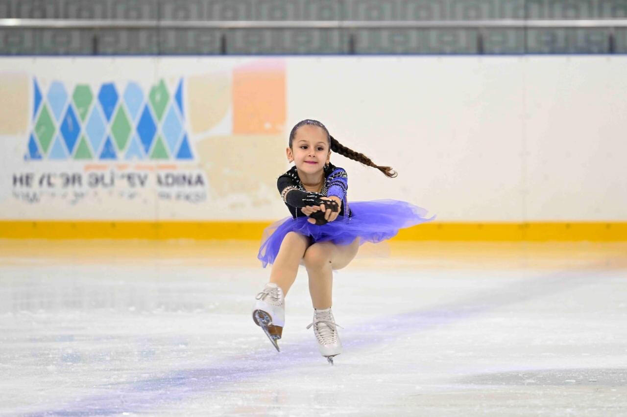 Музыка, лед и тонкие движения: