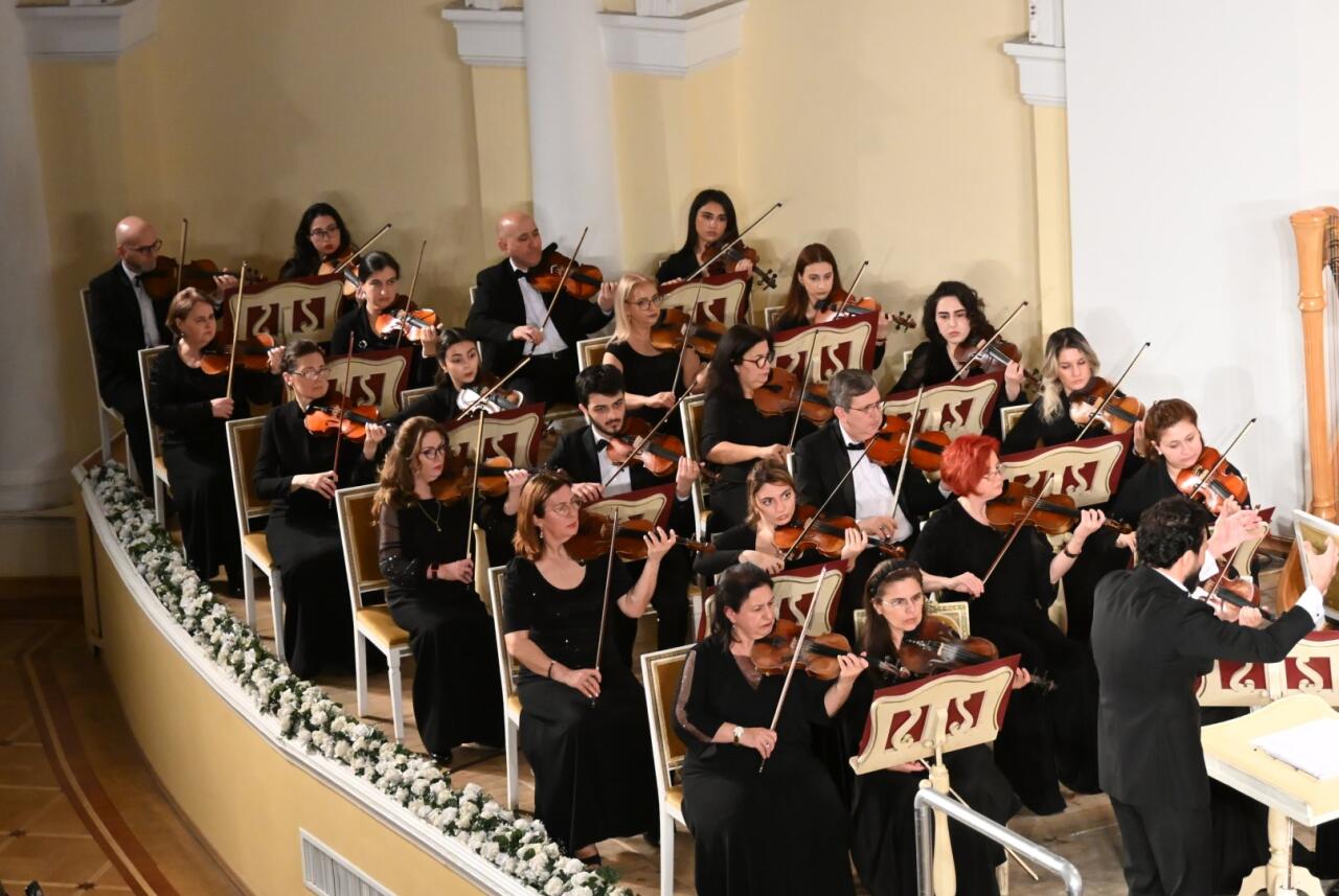 Мартовский вечер в Баку - от современных мотивов до шедевров мировой музыки