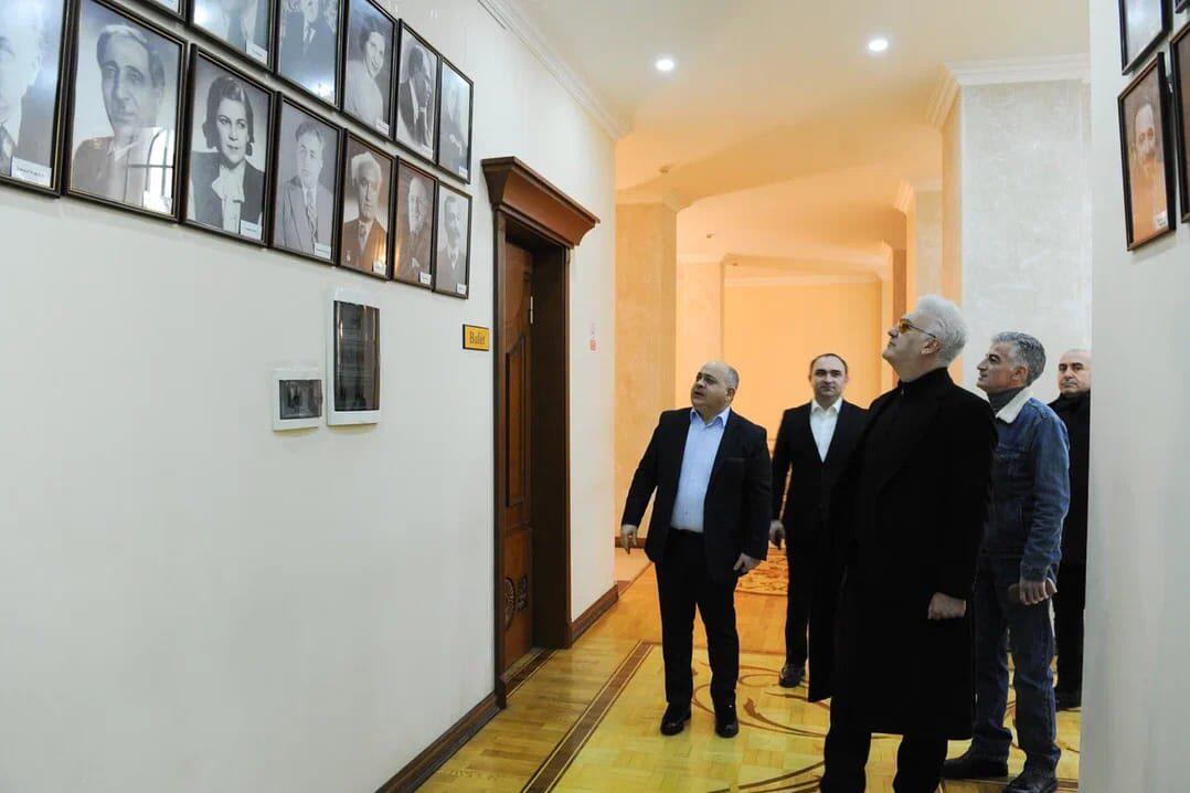 Известный турецкий актер и режиссер Тамер Карадаглы в Баку