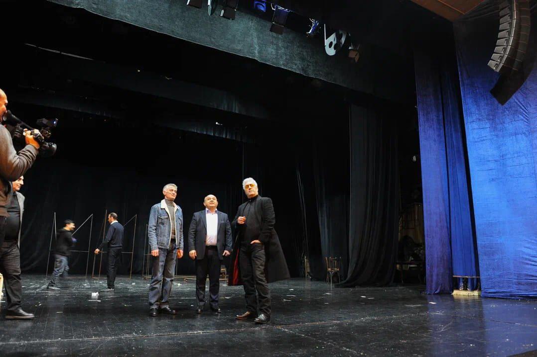 Известный турецкий актер и режиссер Тамер Карадаглы в Баку