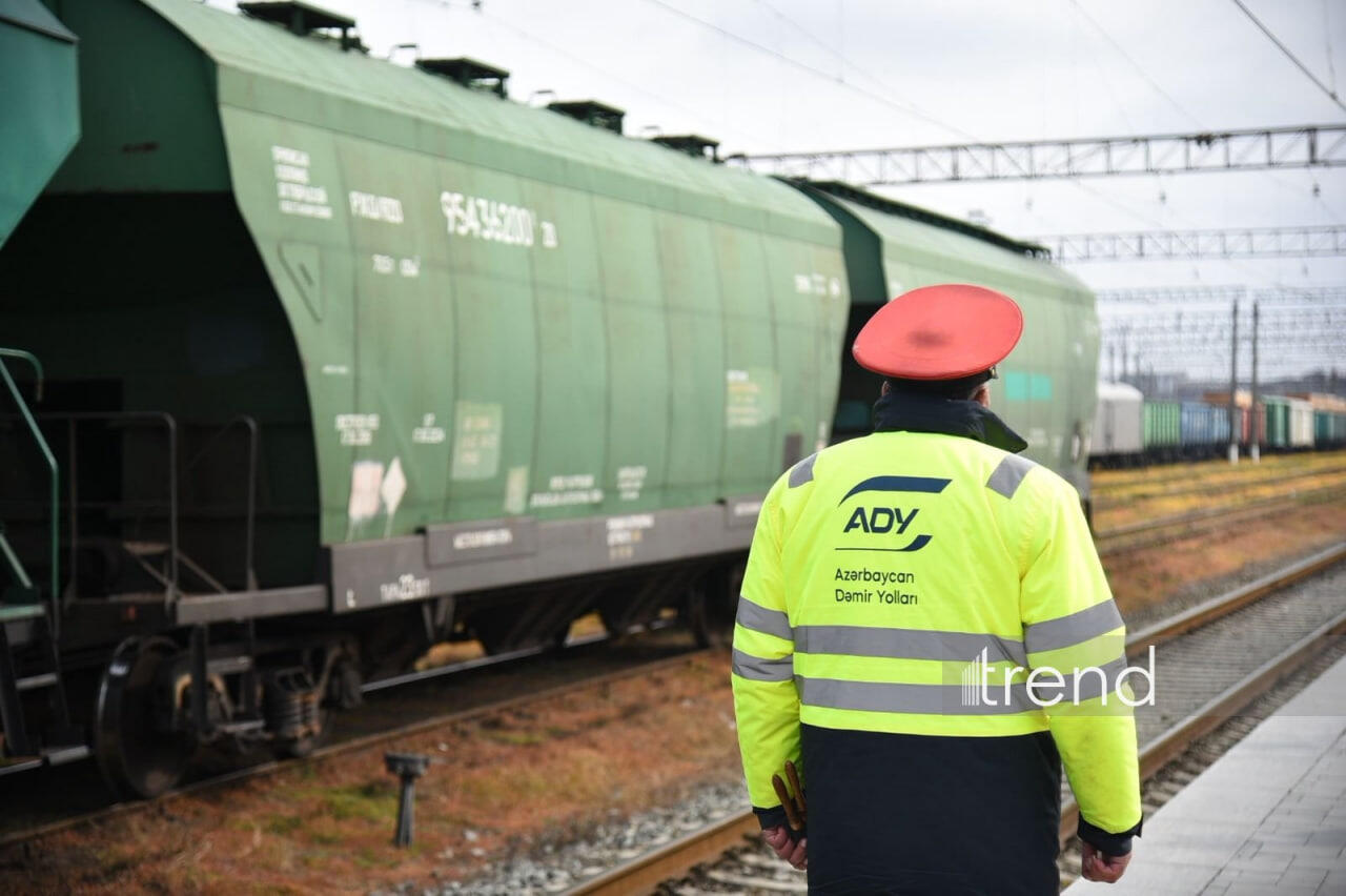 Bu gün Azərbaycan ərazisindən keçməklə Ermənistana 488 ton Rusiya taxılı yola salınıb