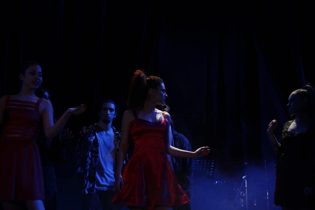 От Голливуда к Каспию - в Баку состоялась премьера мюзикла "Ла-Ла Ленд"