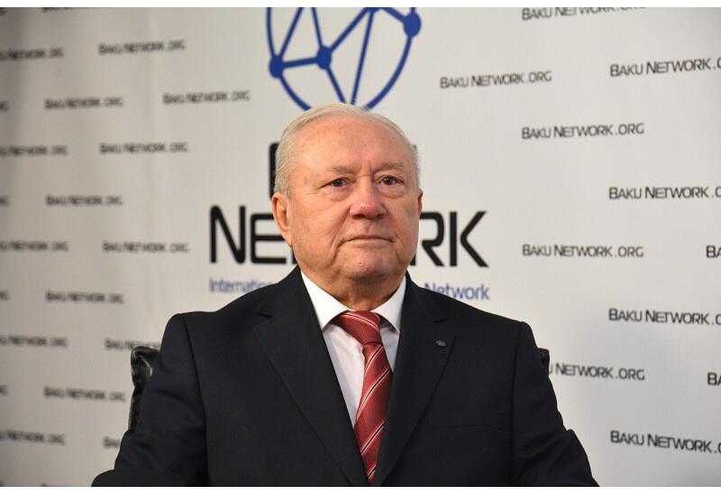 Главное то, что Железный Кулак всегда настороже