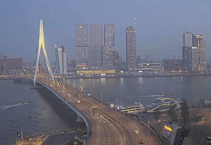 Метеорит пролетел над Роттердамом