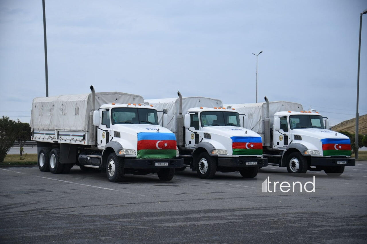 Azərbaycandan İrana 30 tona yaxın qida məhsulları göndərilib