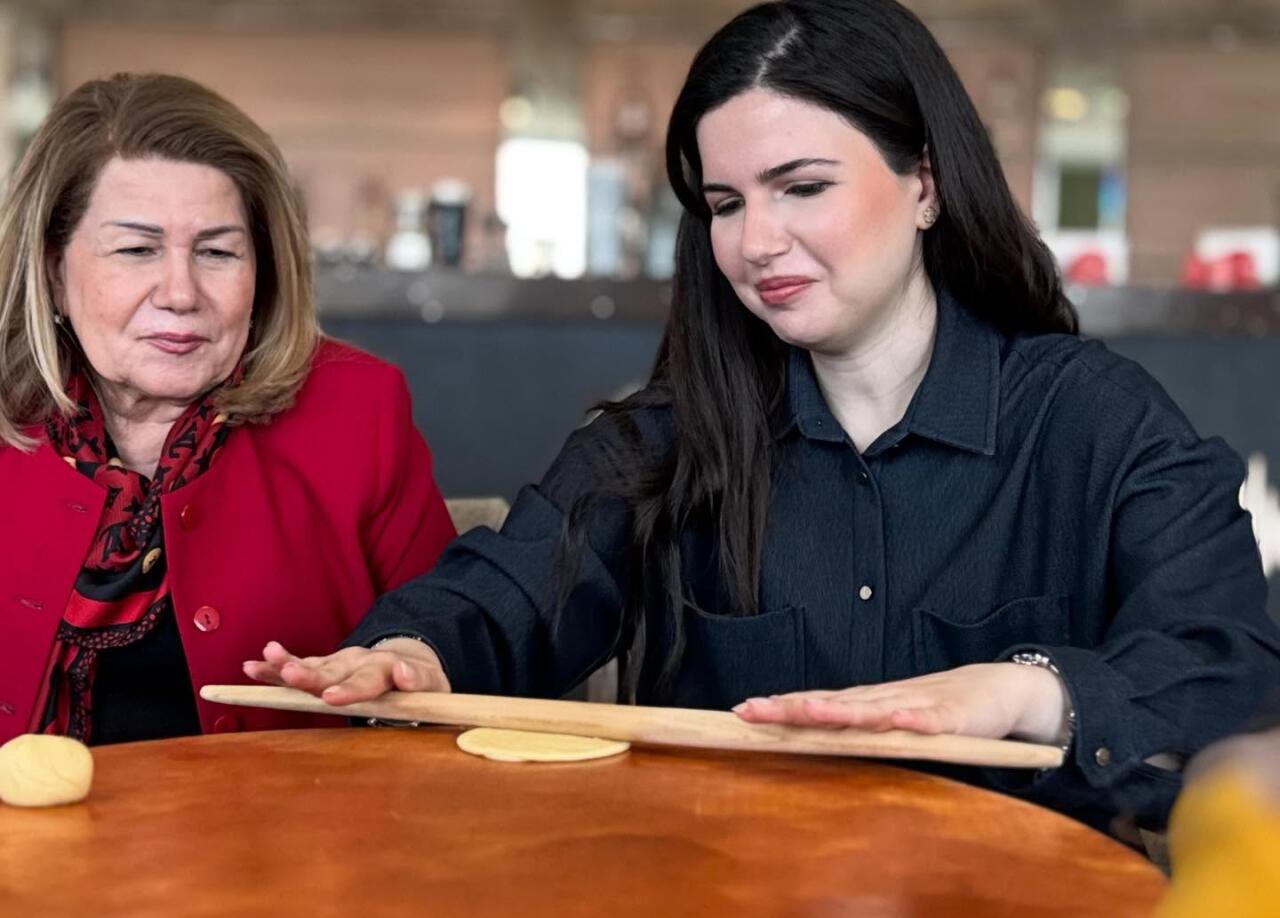 Солнечные сладости и женские истории. Тайны Новруза