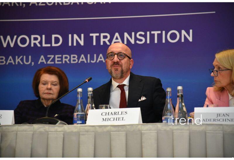 Мир становится более многополярным, но многосторонность ослабевает