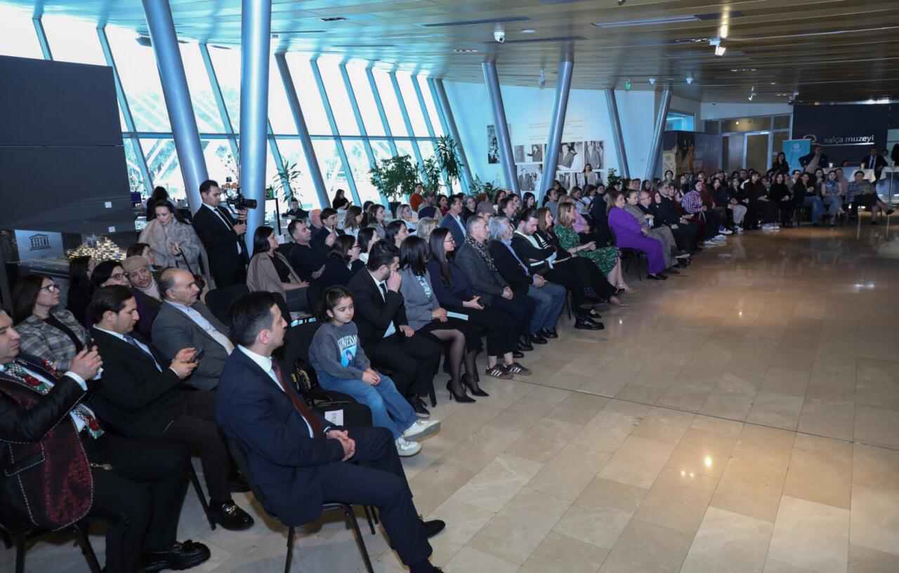 Когда говорят азербайджанские орнаменты - создано новое пространство