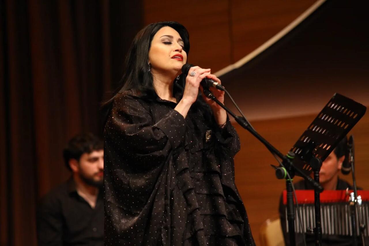 Голос древнего азербайджанского инструмента покоряет страны