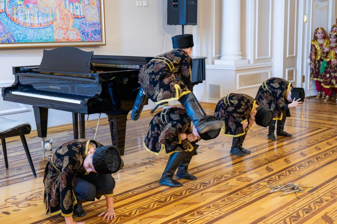 Праздник ветра и пробуждения весны в азербайджанских танцах