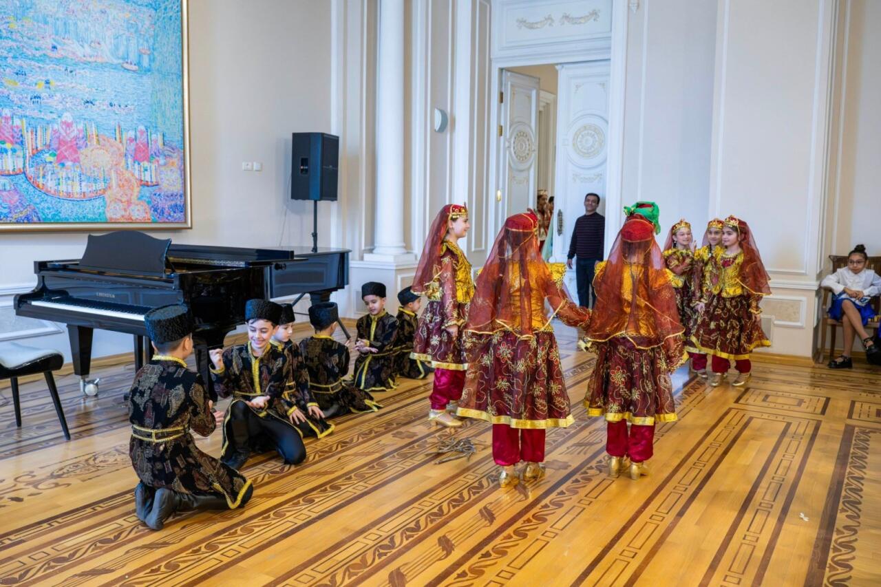 Праздник ветра и пробуждения весны в азербайджанских танцах