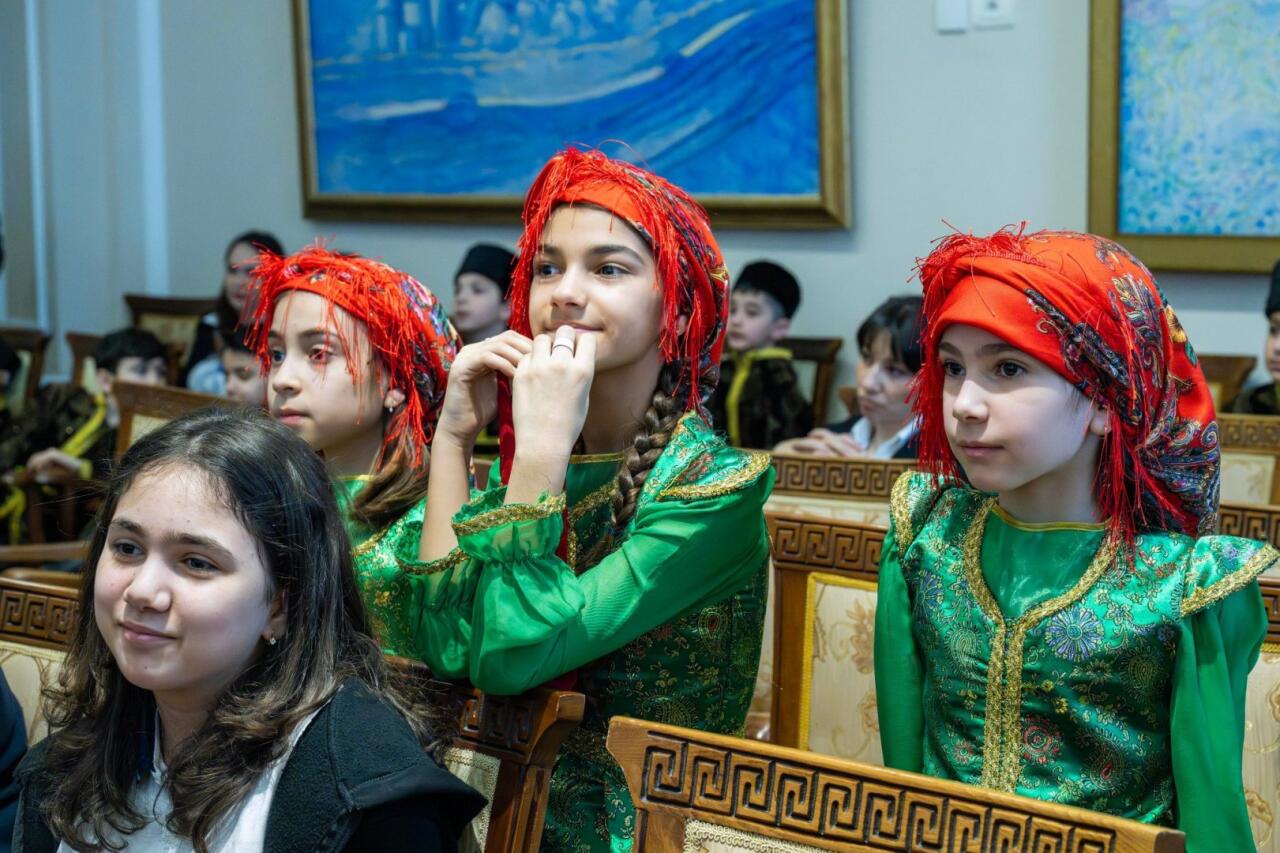 Праздник ветра и пробуждения весны в азербайджанских танцах