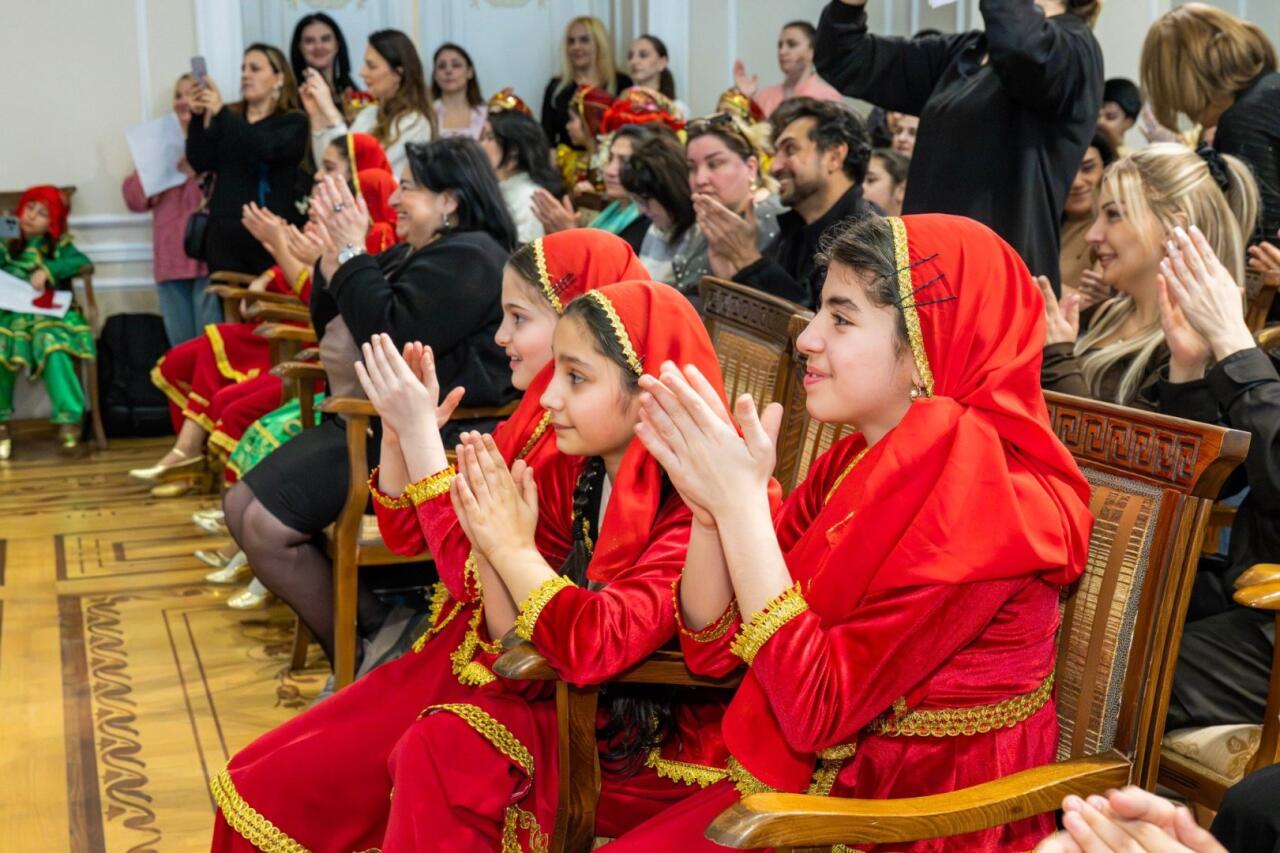 Праздник ветра и пробуждения весны в азербайджанских танцах