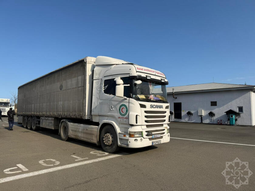 Российский самолет с гуманитарной помощью для Ирана отбыл из Азербайджана