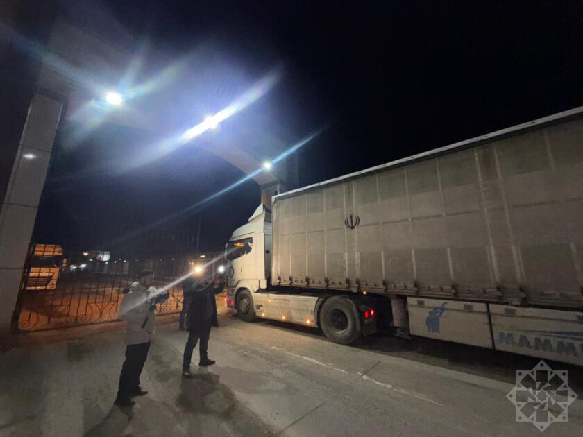 Российский самолет с гуманитарной помощью для Ирана отбыл из Азербайджана