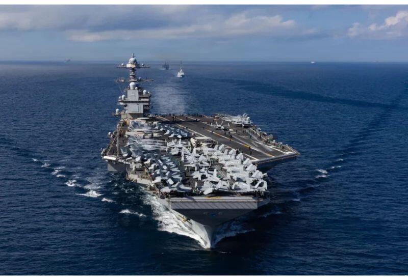 На американском авианосце произошел пожар,