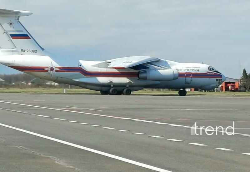 Российский самолет с гуманитарной помощью для Ирана прибыл в Азербайджан