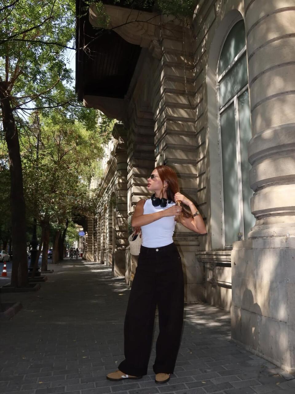 Рандомные фотографии от Айнишан Гулиевой