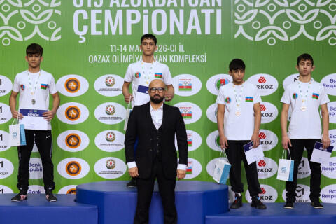 Чемпионат Азербайджана по борьбе: определились победители в шести весовых категориях