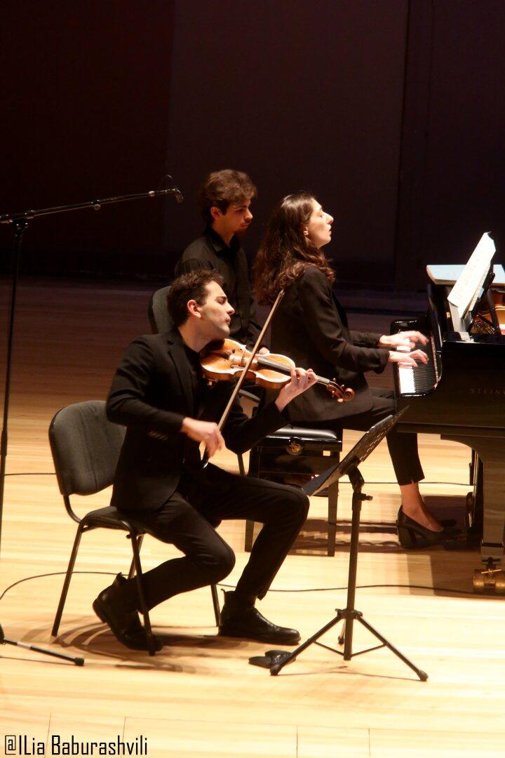 Фантазия на темы старого Тбилиси с азербайджанским музыкальным шармом