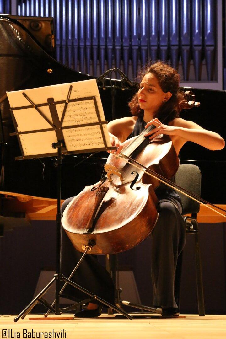 Фантазия на темы старого Тбилиси с азербайджанским музыкальным шармом