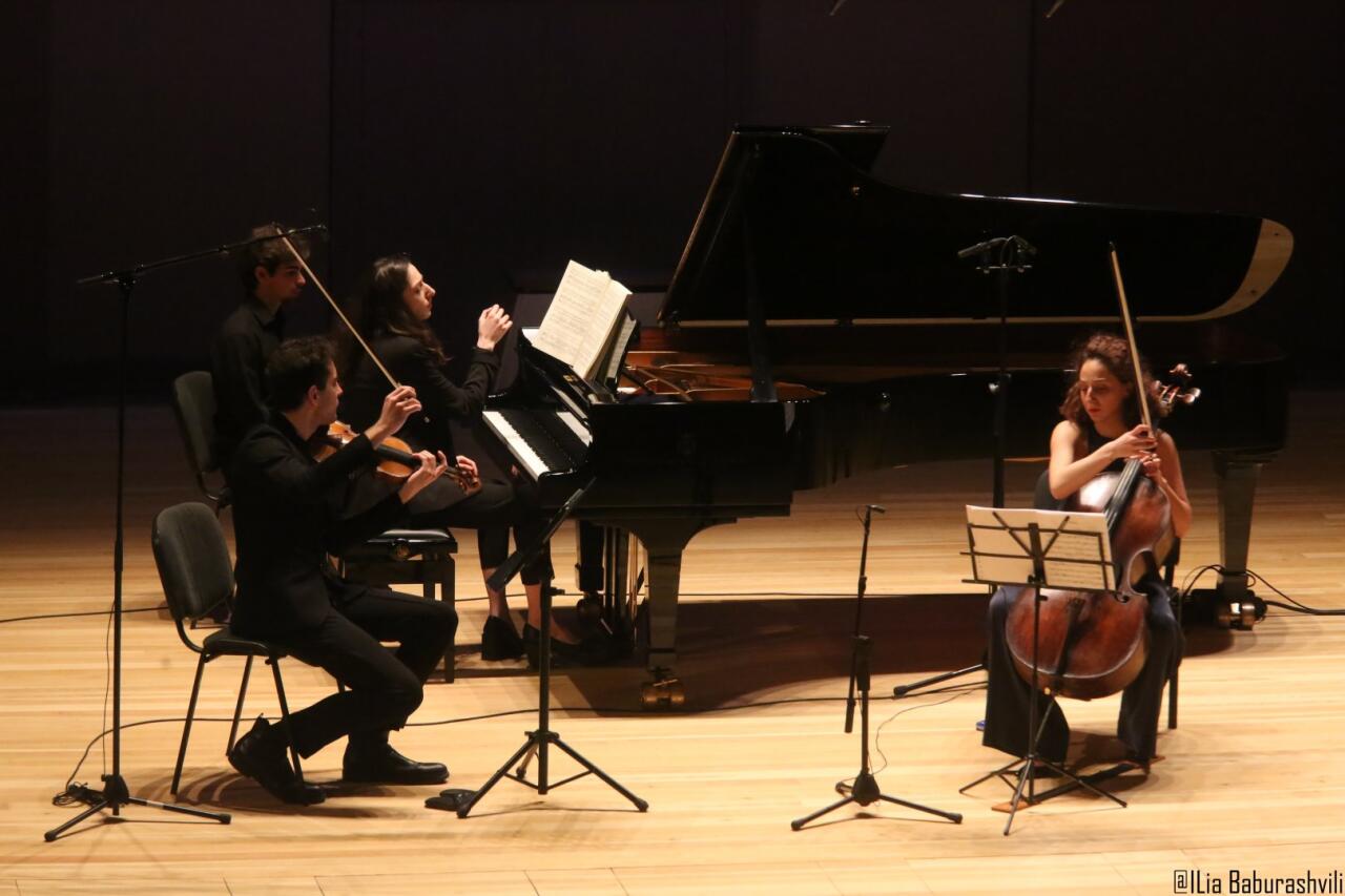 Фантазия на темы старого Тбилиси с азербайджанским музыкальным шармом