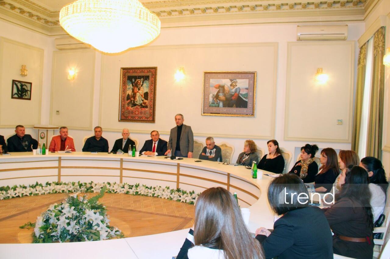 К празднику работников спецслужб Азербайджана представлено издание "На страже безопасности"