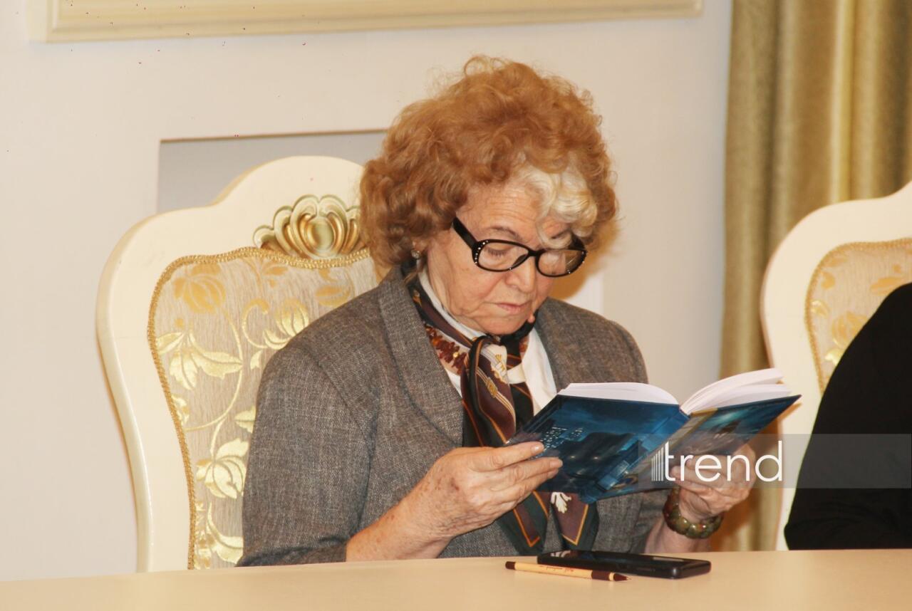 К празднику работников спецслужб Азербайджана представлено издание "На страже безопасности"