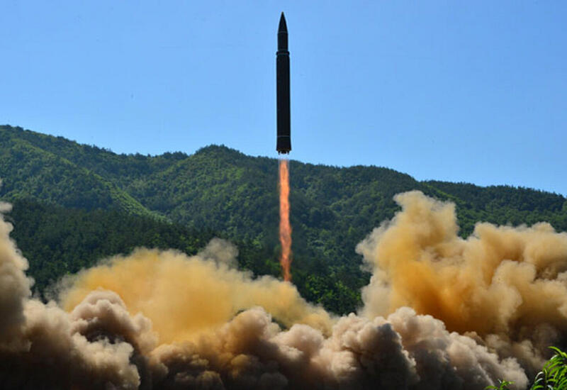 Северная Корея запустила снаряд в сторону Японского моря