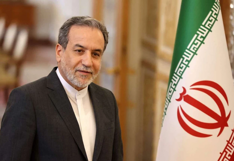 Арагчи высказался об атаке США на остров Харк