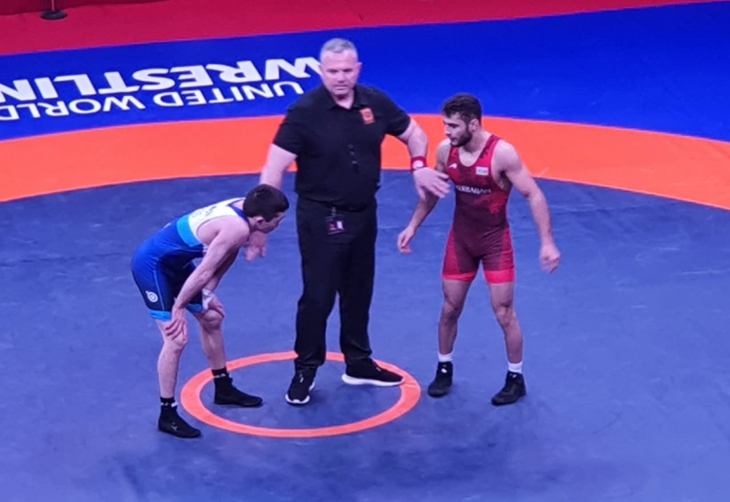 Азербайджанский борец завоевал серебряную медаль ЧЕ