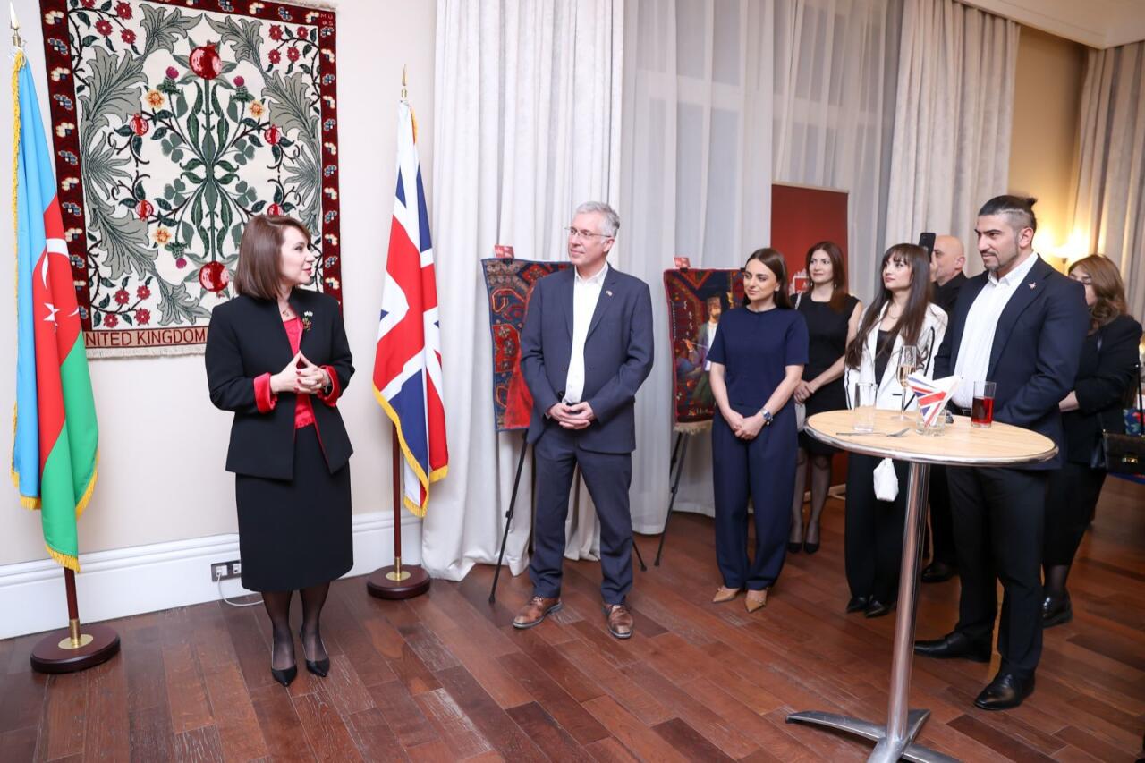 Вторая жизнь азербайджанских ковров - сочетание традиционных и современных художественных техник