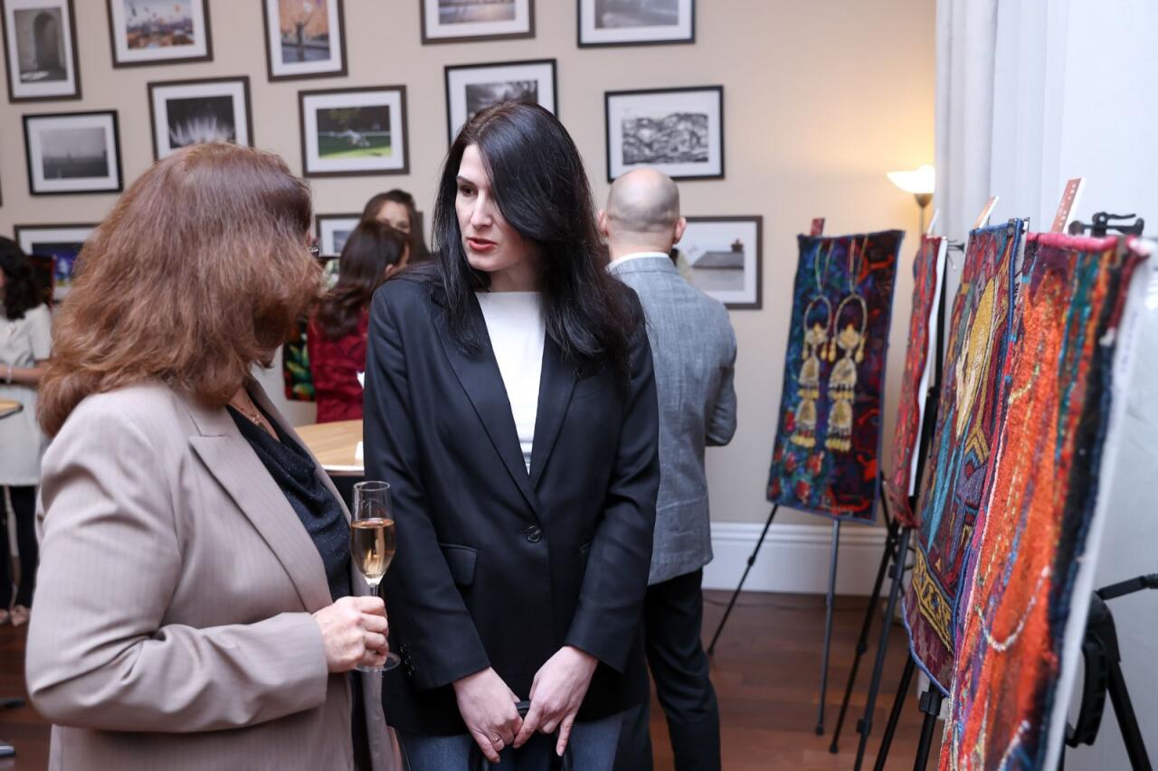 Вторая жизнь азербайджанских ковров - сочетание традиционных и современных художественных техник