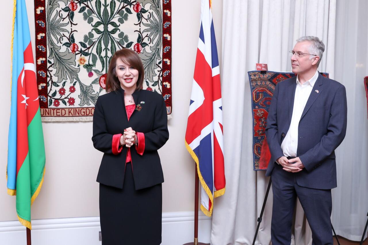 Вторая жизнь азербайджанских ковров - сочетание традиционных и современных художественных техник