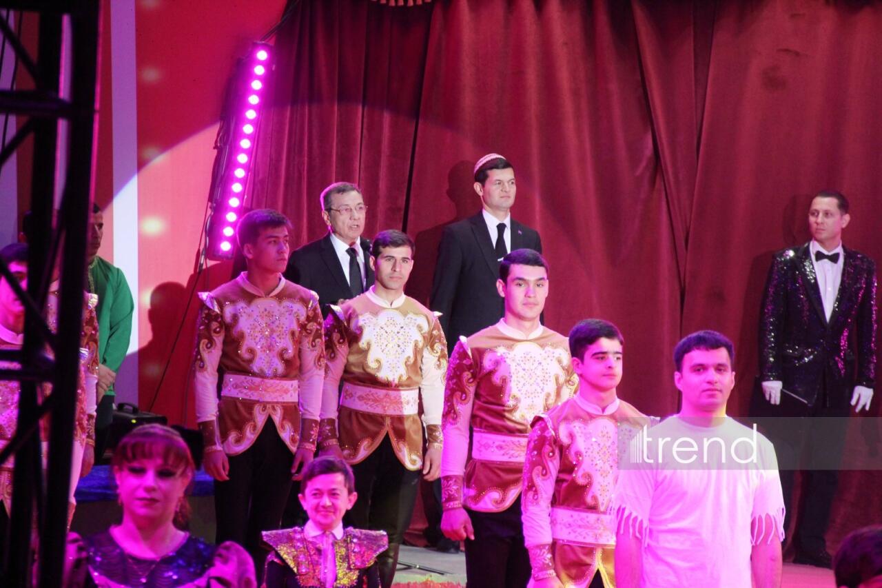 Впервые в Баку легендарное конное шоу "Галкыныш" из Туркменистана - перформанс в Circus Sea Breeze