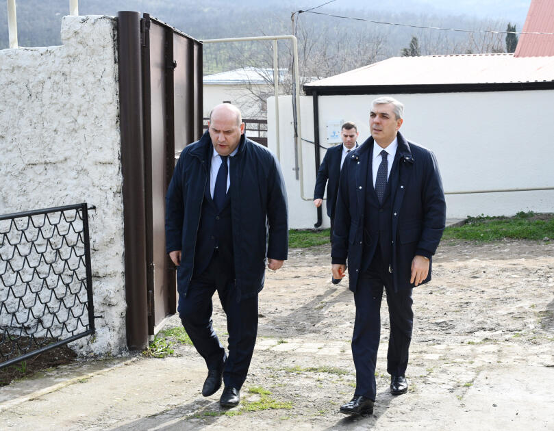 Əlaqələndirmə Qərargahının üzvləri Xocavəndin Quzeyxırman kəndində aparılan təmir-bərpa işləri ilə tanış olublar