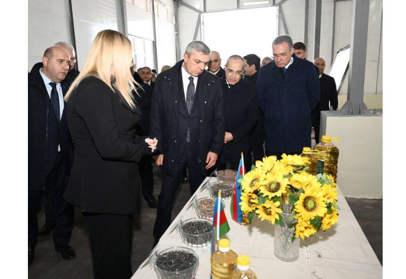 Xocavəndin Qırmızı Bazar qəsəbəsində yerləşən günəbaxan yağları zavoduna baxış keçirilib