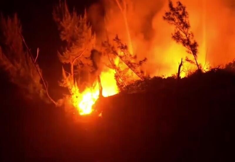 Адский водопад образовался из-за вулкана Питон-де-ла-Фурнез на Реюньоне