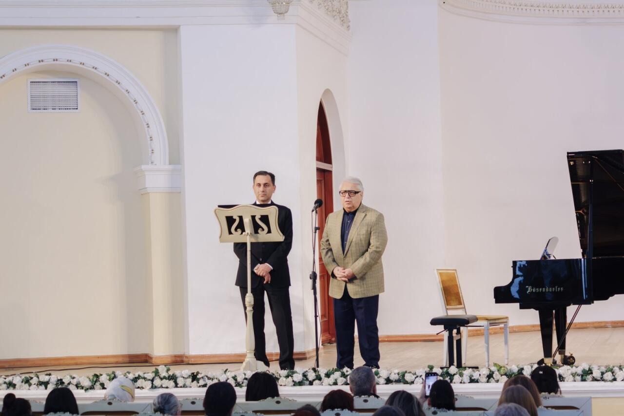 Азербайджанской филармонии подарены рояли всемирно известной Bösendorfer – праздничный концерт