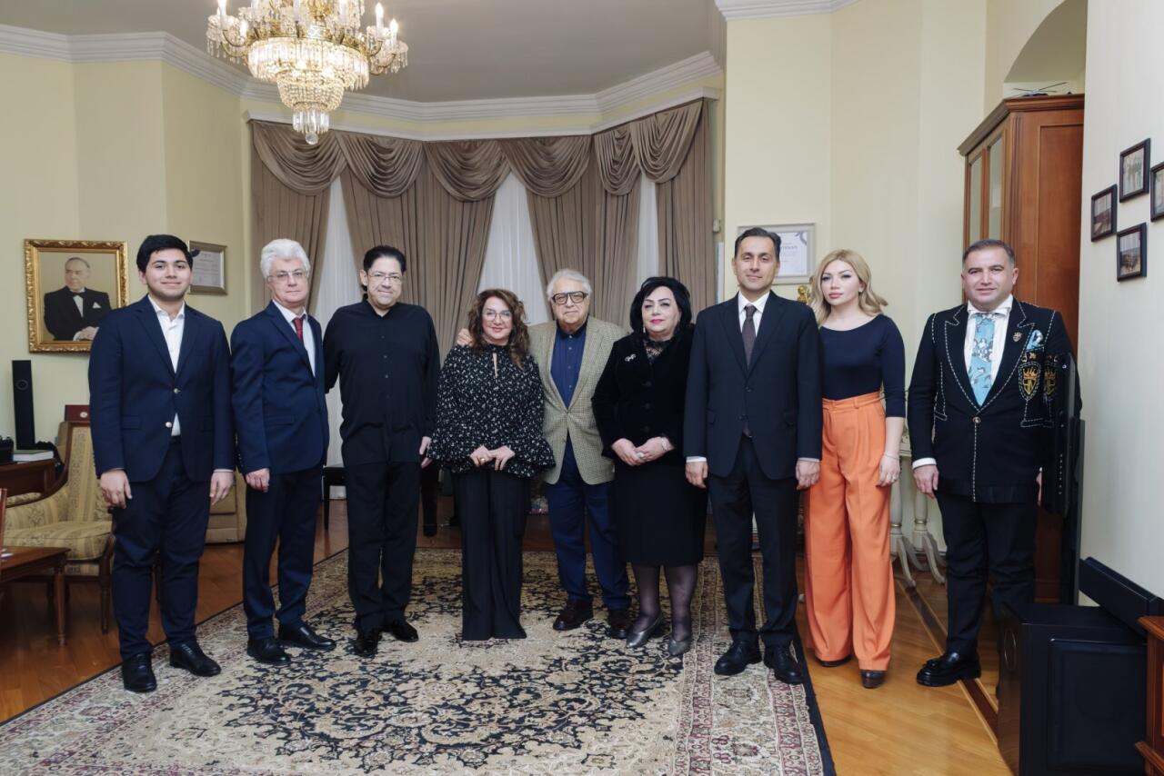 Азербайджанской филармонии подарены рояли всемирно известной Bösendorfer – праздничный концерт