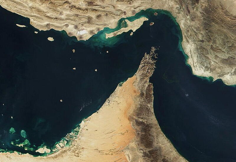 США разрешили иранским танкерам ходить через Ормузский пролив