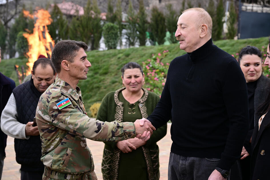 Prezident İlham Əliyev və Birinci xanım Mehriban Əliyeva Xocavəndin Xanoba kəndində fərdi evlərin və infrastrukturun bərpası sahəsində görülən işlərlə tanış olublar