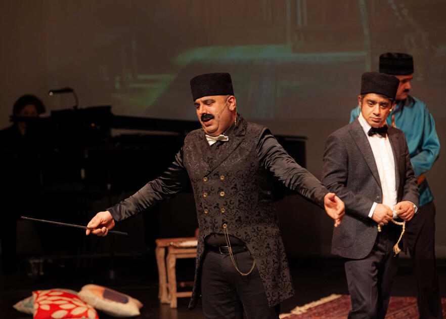 Опера «Аршин мал алан» на ванкуверской сцене