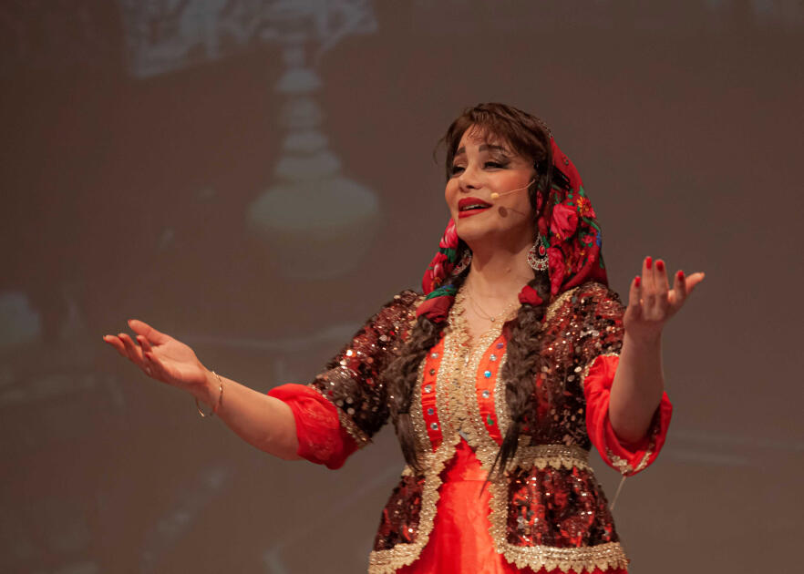 Опера «Аршин мал алан» на ванкуверской сцене