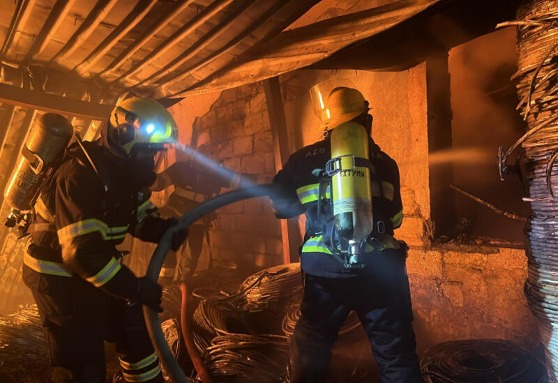 Bakıda mebel sexindəki yanğın məhdudlaşdırılıb