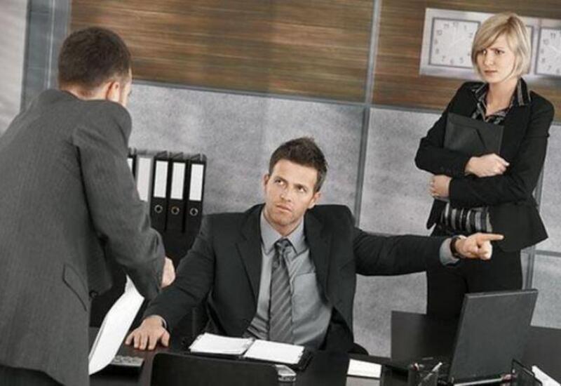 Эти работники будут автоматически уволены