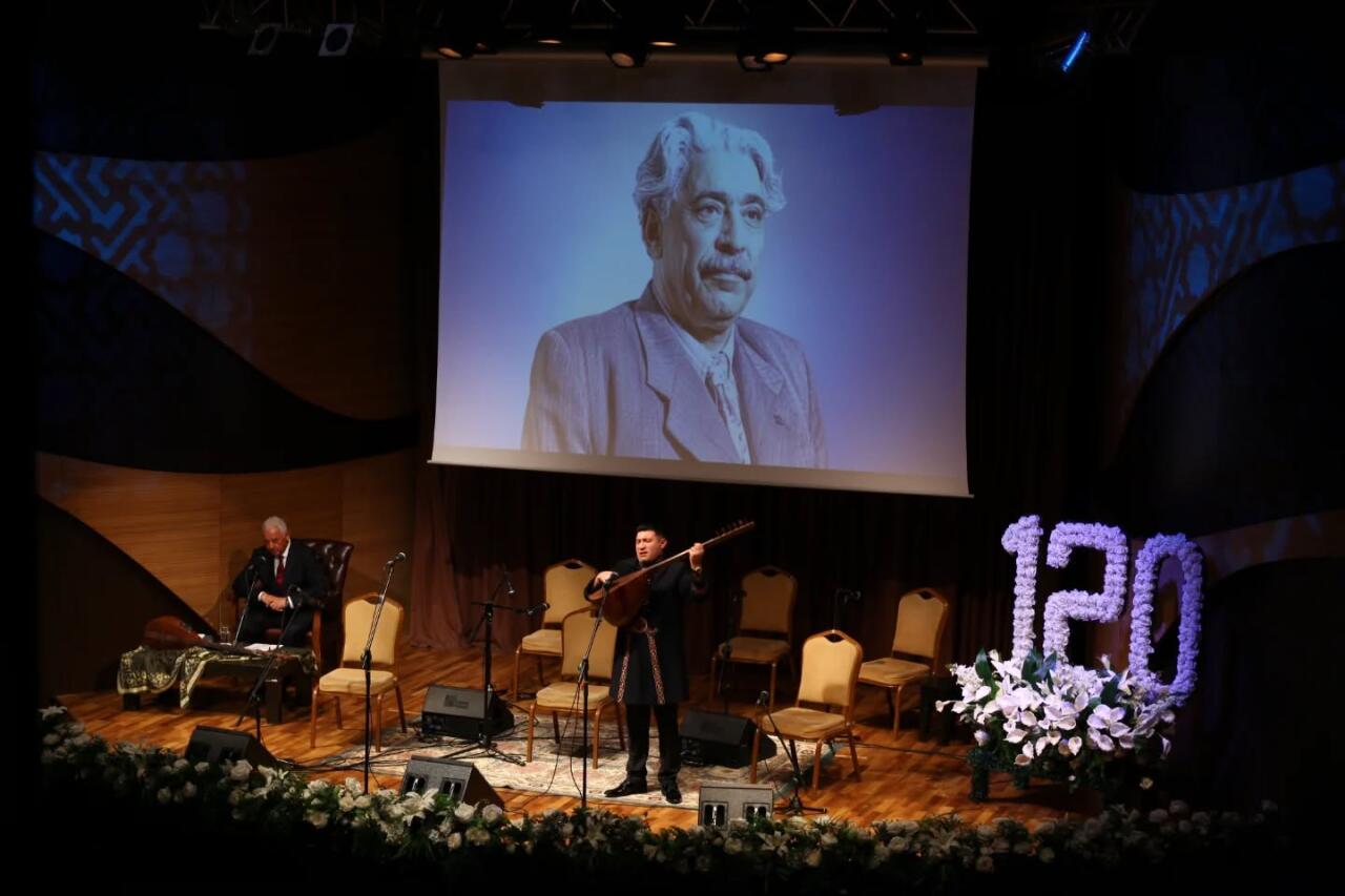 Влюбленный в Азербайджан: Ты - дыханье мое, ты - мой хлеб и вода!